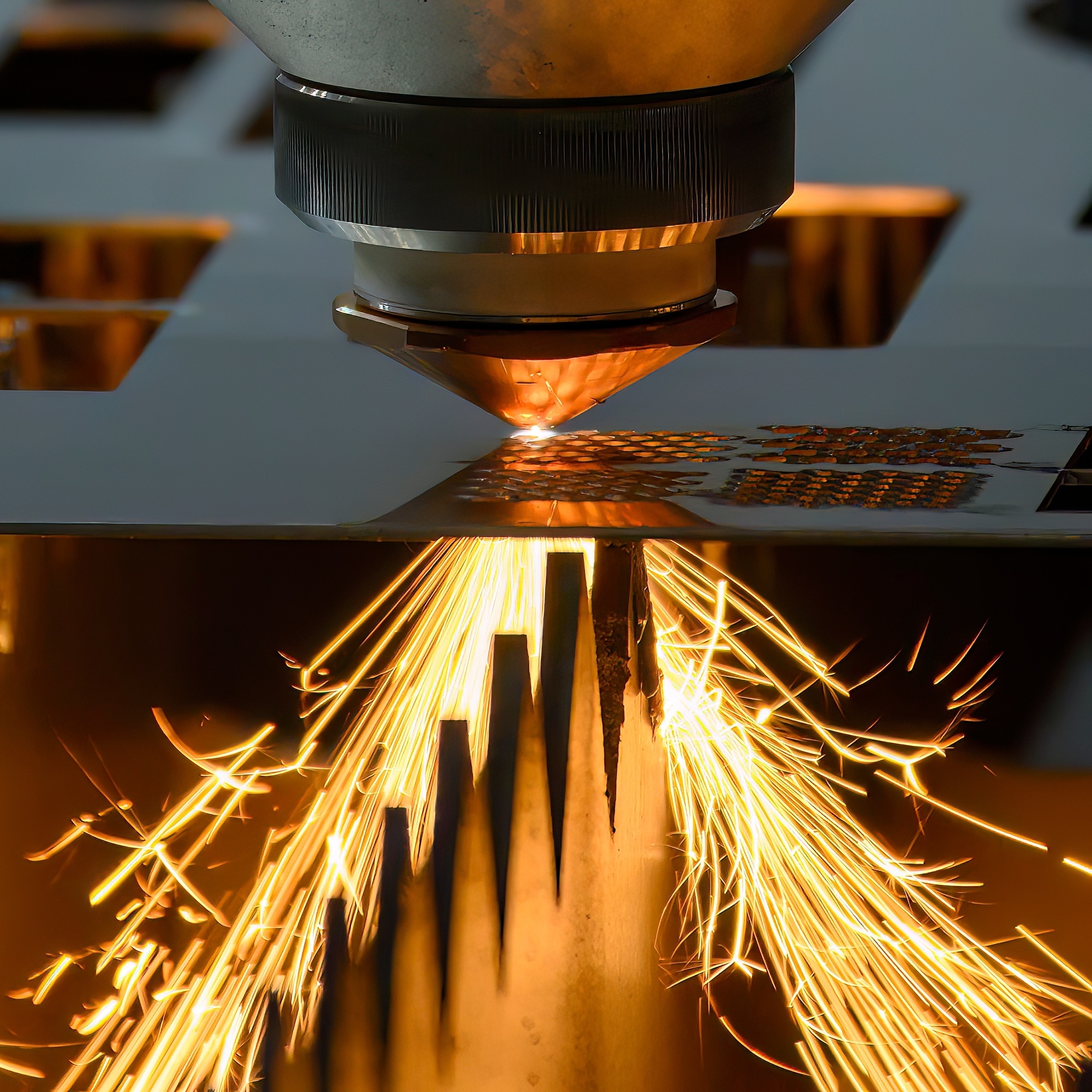 laser cut ლაზერული-ჭრა-მეტალზე